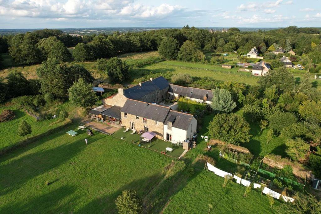 Gite De La Porte Du Parc Les Iffs Exteriér fotografie